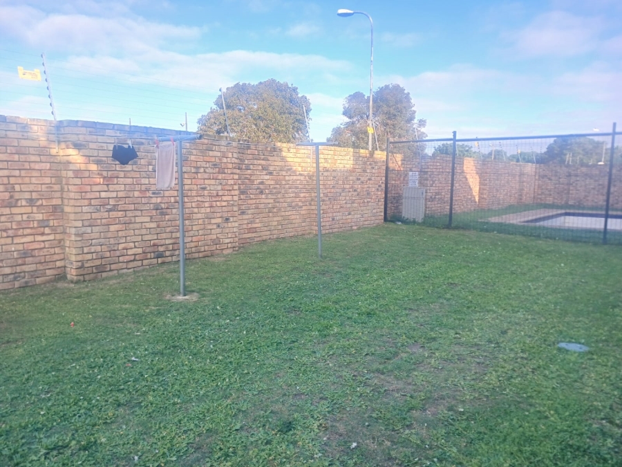 To Let 2 Bedroom Property for Rent in Westering Eastern Cape